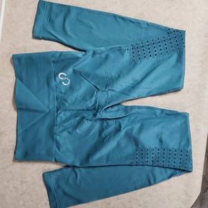 CNC seemless booty scrunch leggings